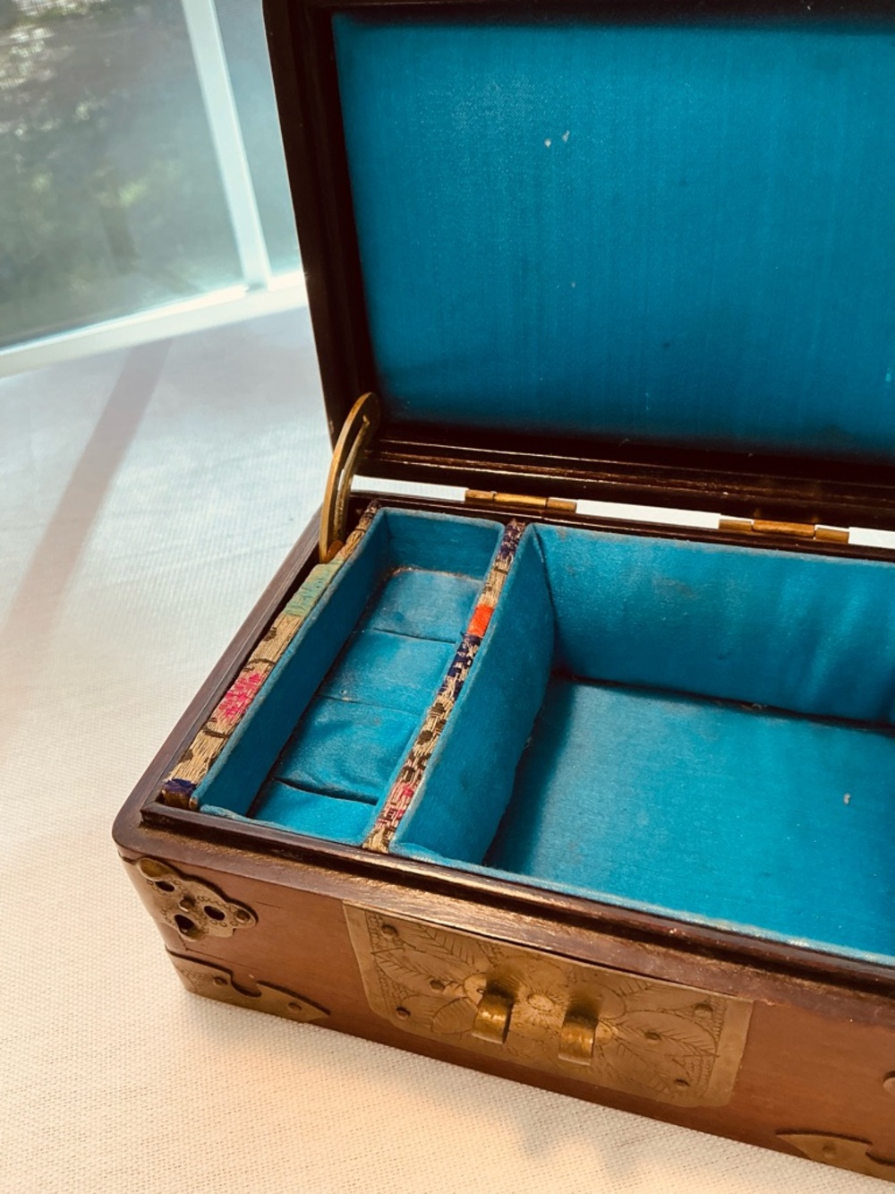 Ornate Chinese Box-Accented Wooden Decorative Box - Ivory inlay - Picture 5 of 5